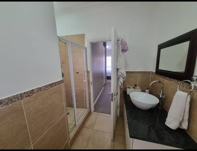 3 BEDROOM APARTMENT FOR SALE IN GREENSTONE HILL